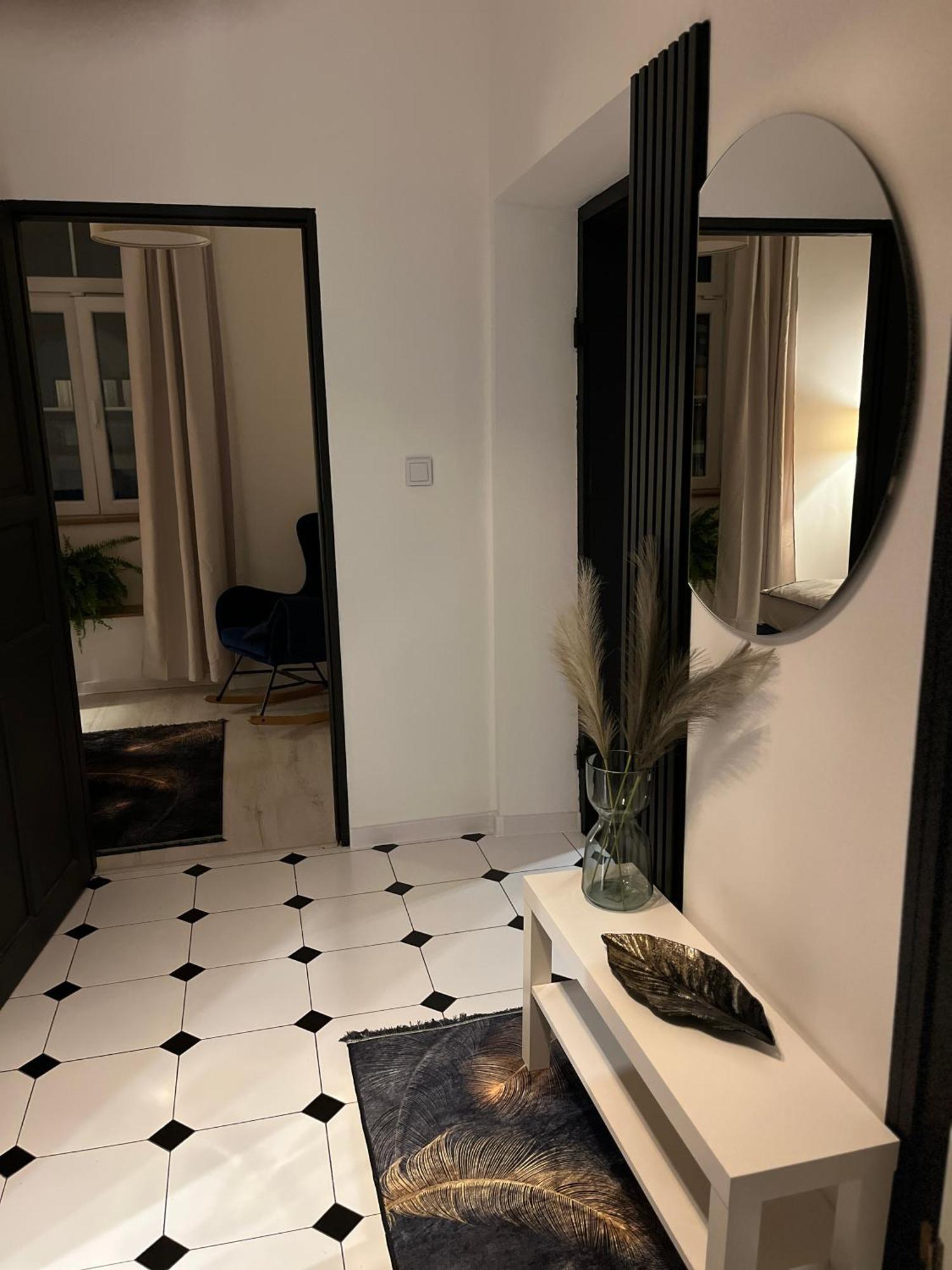 Apartamenty Luczkowskiego Z Widokiem Na Studnie 3 Chełm Extérieur photo